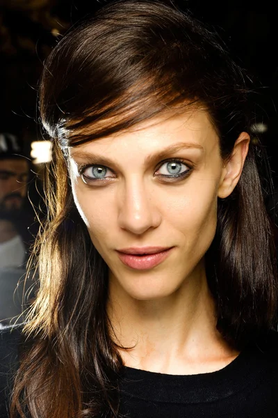 Look 12